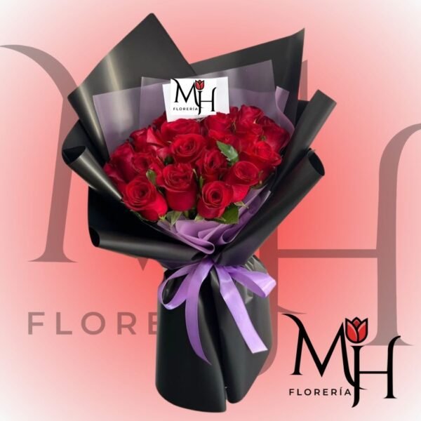 Ramo buchón 18 rosas importadas y linda envoltura