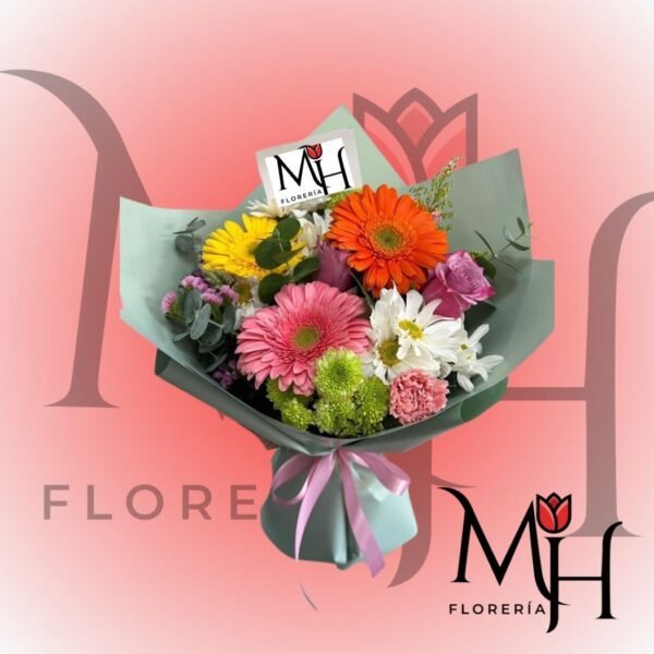 Ramo 3 Gerberas, florecitas de temporada, follaje y linda envoltura