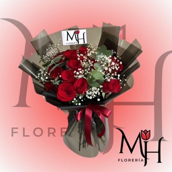 Ramo 13 rosas, gypsophila, follaje y linda envoltura