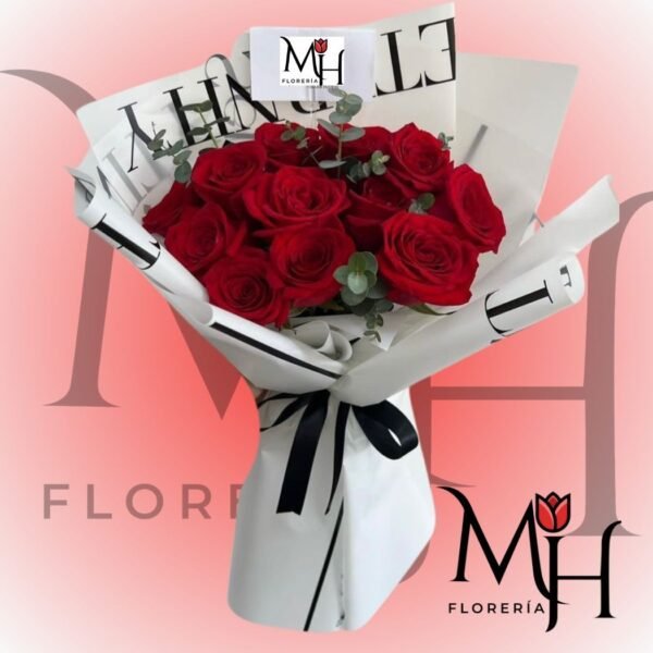 Ramo buchón de 16 Rosas ecuatorianas, follaje y linda envoltura